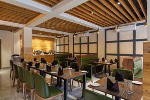 In-room dining - The Willows (Thimphu)