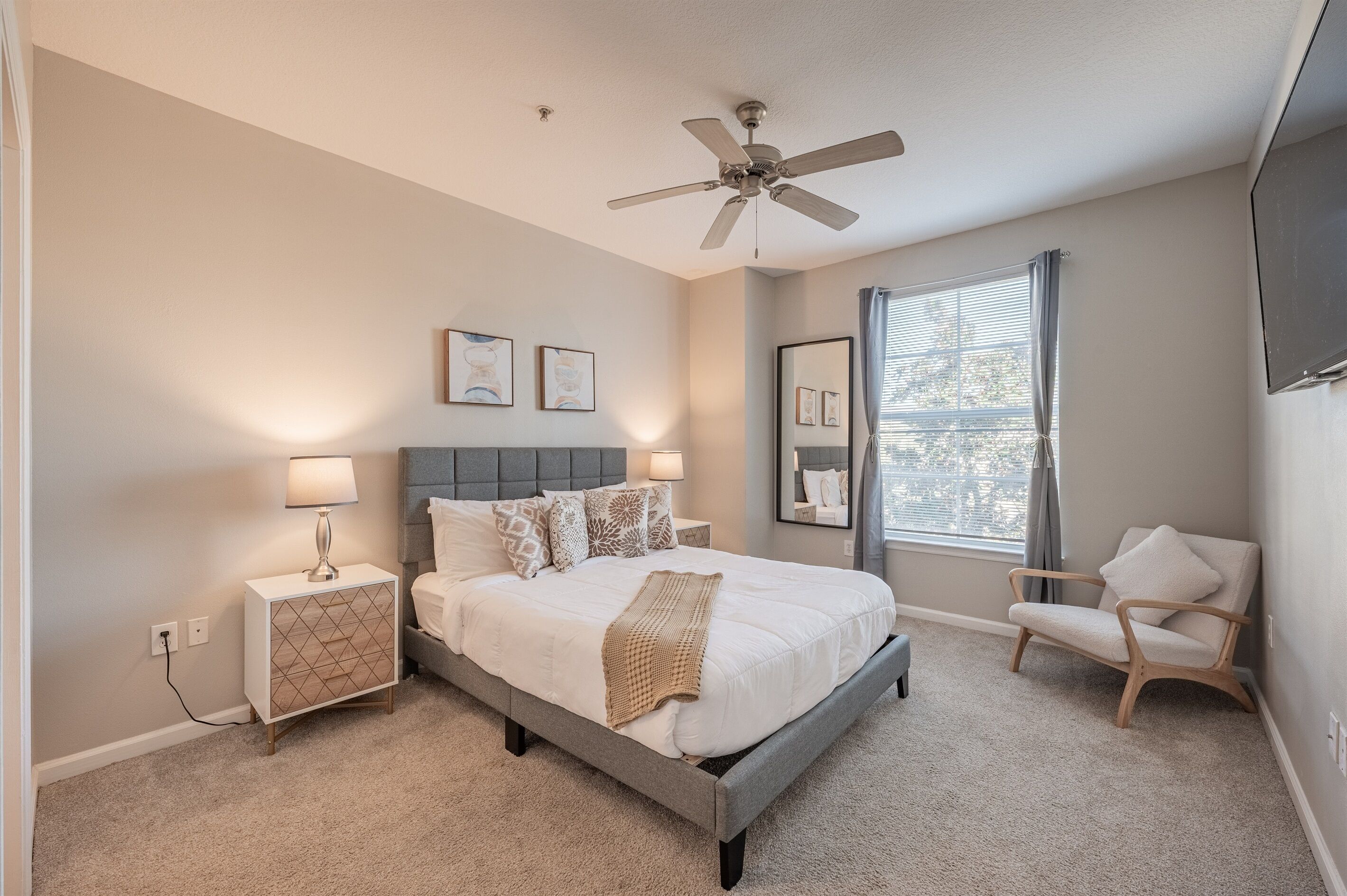 2 chambres, bureau, fer et planche à repasser, Wi-Fi gratuit