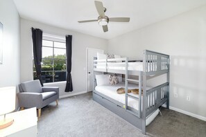 2 bedrooms, desk, iron/ironing board, free WiFi