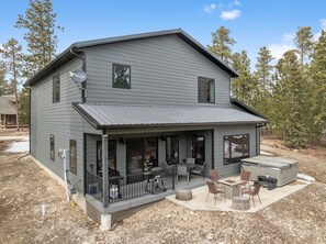 Exterior - Crescent Moon Retreat (Lead)