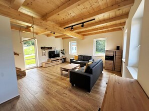 TV, fireplace - Beautiful apartment for 12 guests with WIFI, TV and terrace (Železný Brod)