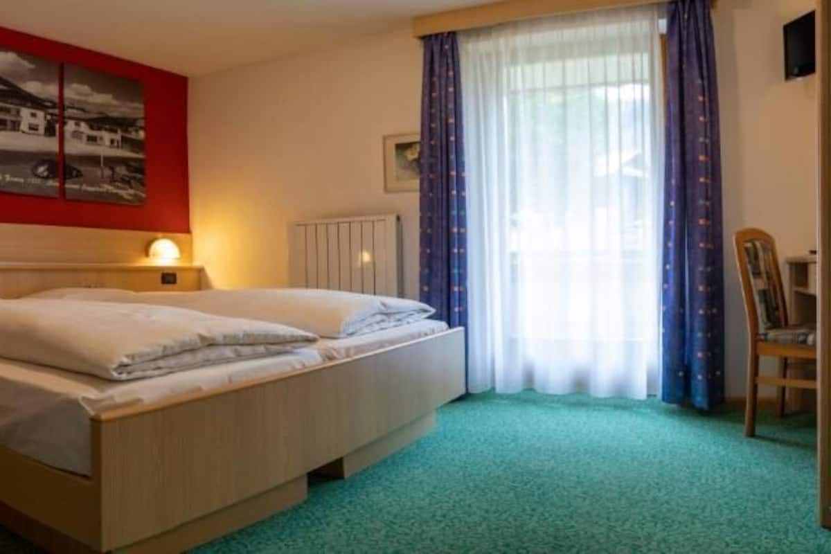 DOPPIA CIMA E VERDE | 1 bedroom, premium bedding, down comforters, in-room safe