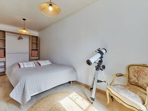 2 habitaciones, tabla de planchar con plancha y wifi gratis 
