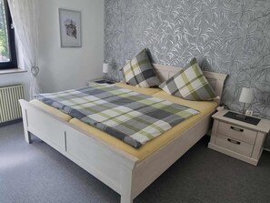 2 Schlafzimmer, Bettwäsche