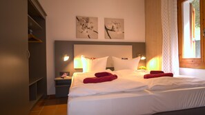 1 bedroom, free WiFi, bed sheets