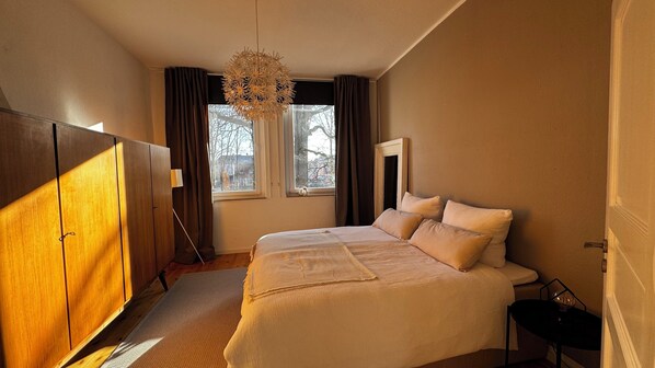 2 Schlafzimmer, Bügeleisen/Bügelbrett, Internetzugang, Bettwäsche