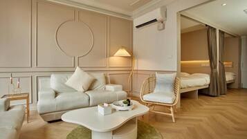 Apartment | Living area | 42-inch flat-screen TV with digital channels, Netflix
