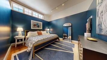 2 bedrooms, desk, iron/ironing board, free WiFi