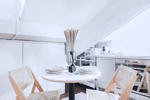 Dining - Easylife - Design apartment in Porta Venezia (Milan)