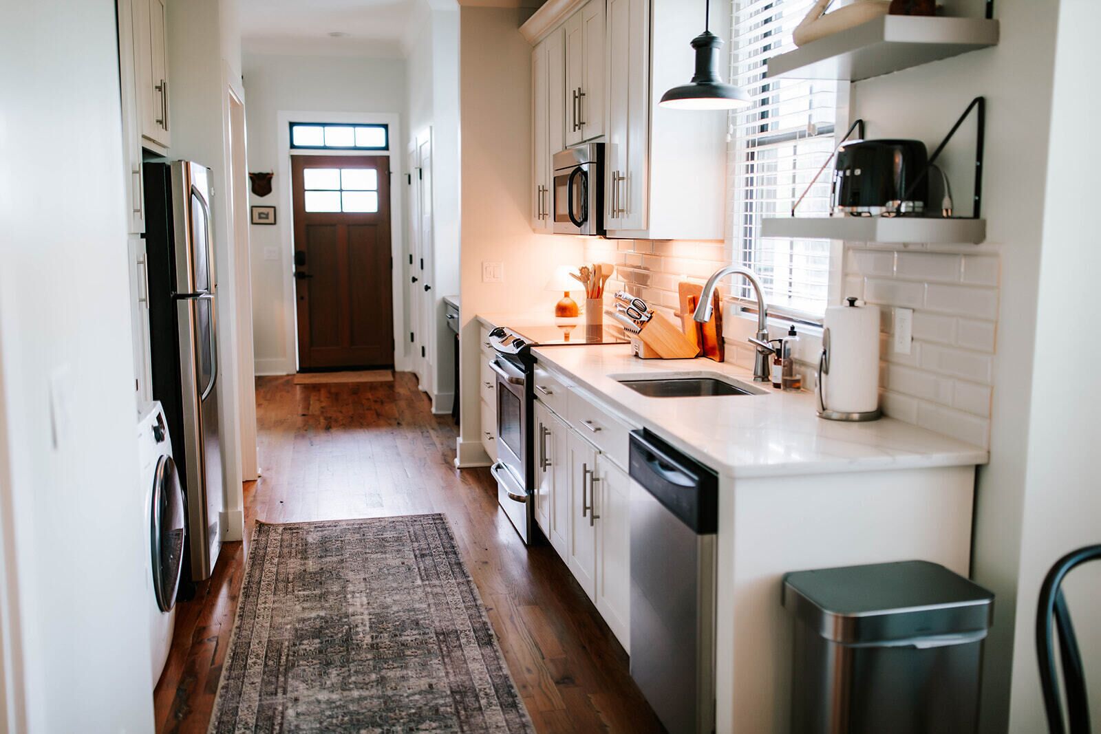 Microwave, oven, stovetop, coffee/tea maker