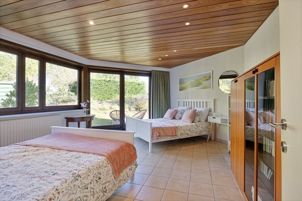 3 bedrooms, in-room safe, desk, iron/ironing board