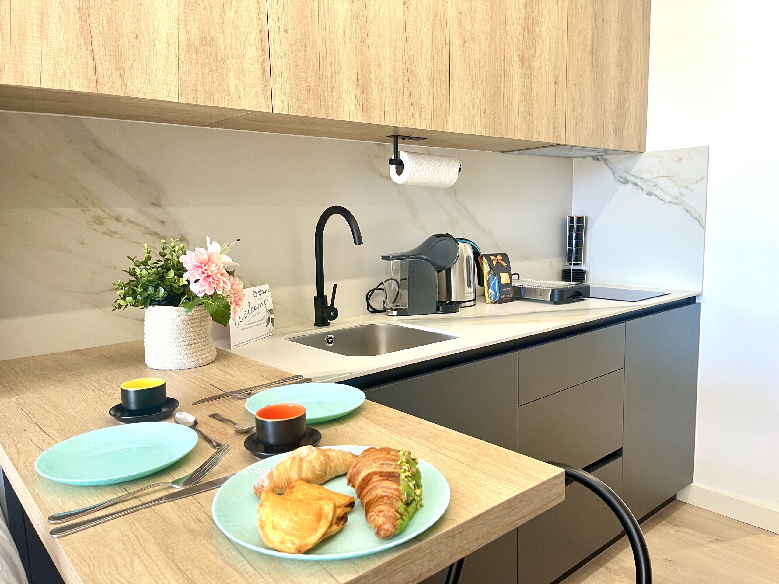 Cocina funcional y equipada: disfruta de la comodidad de cocinar como en casa
