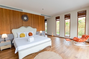 Villa luxueuse | 5 chambres, literie de qualité, rideaux d’obscurcissement