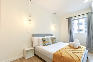 2 chambres, fer et planche à repasser, accès à Internet, literie fournie