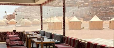 Terassi/patio