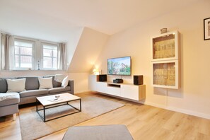 TV, DVD player, stereo - Ostseeallee 7 Appartement 60 (Niendorf / Ostsee)