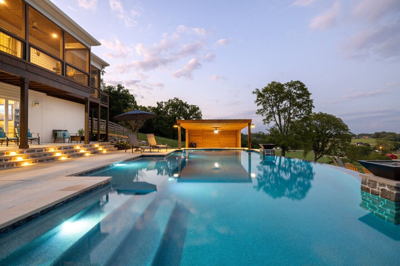 Lucky 13 Farms - Secluded Estate w/ Heated Infinity Pool