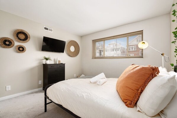2 bedrooms, WiFi, bed sheets