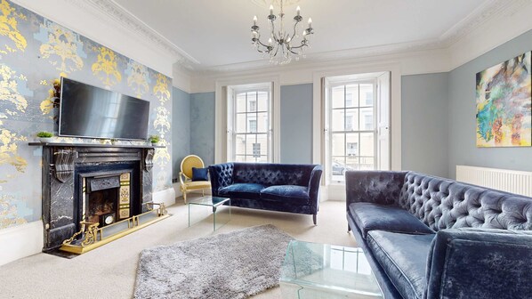 TV, fireplace, offices