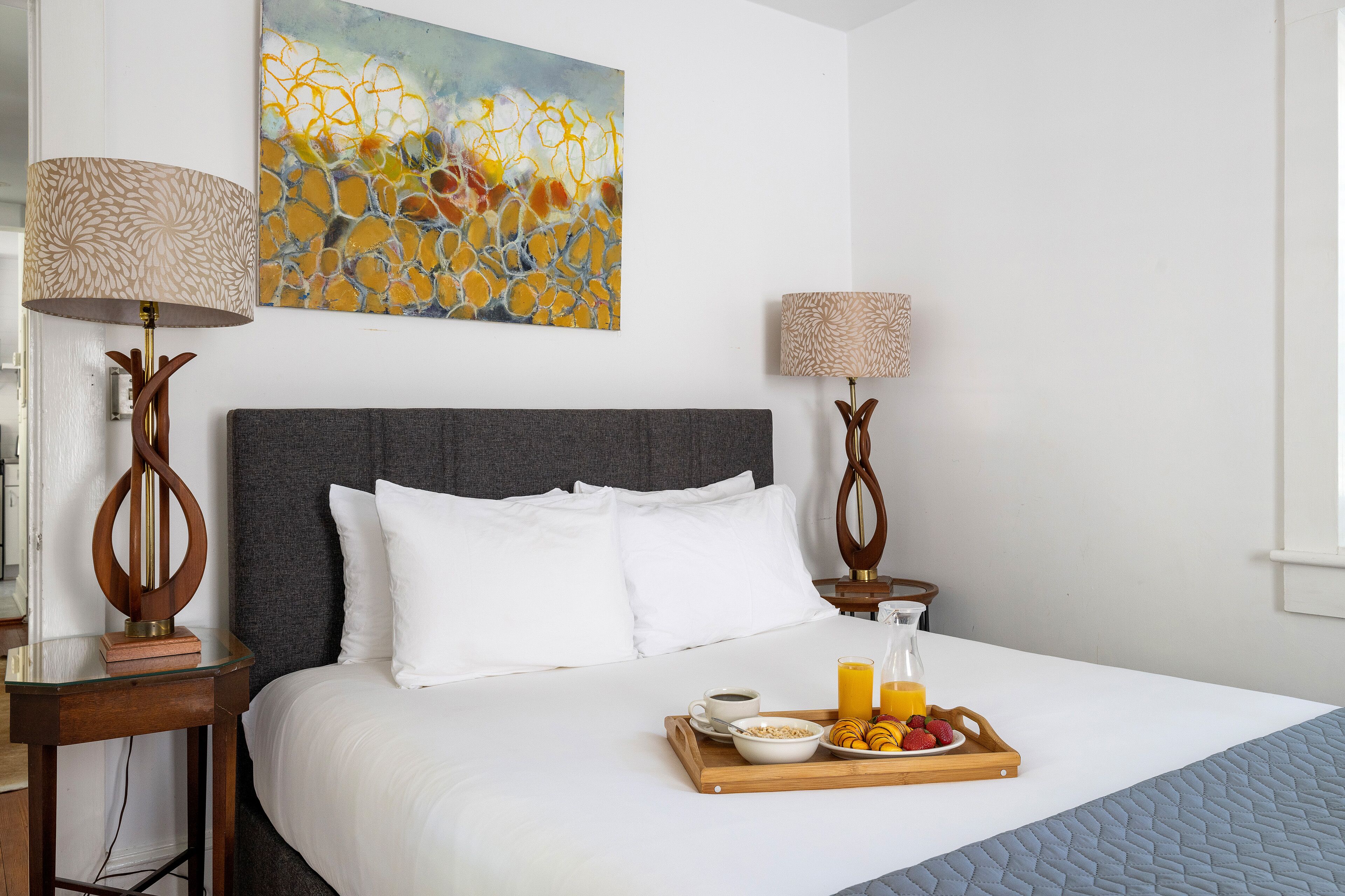 1 bedroom, iron/ironing board, Internet