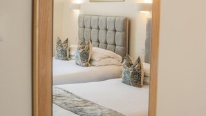 Unclassified image, 5 of 54, button - Mayfair Hotel (Bournemouth)