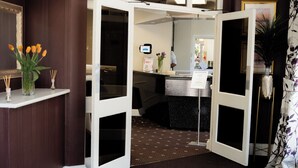 Unclassified image, 2 of 54, button - Mayfair Hotel (Bournemouth)