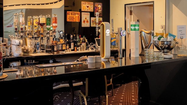 Unclassified image, 1 of 54, button - Mayfair Hotel (Bournemouth)