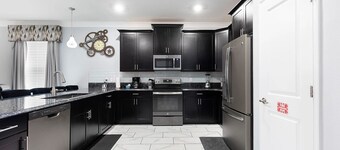 NEW! Gamers Paradise, Sauna, Theater, Pool/Spa, ChampionsGate, 8 Bed Luxury Home