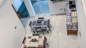 منطقة تناول الإفطار