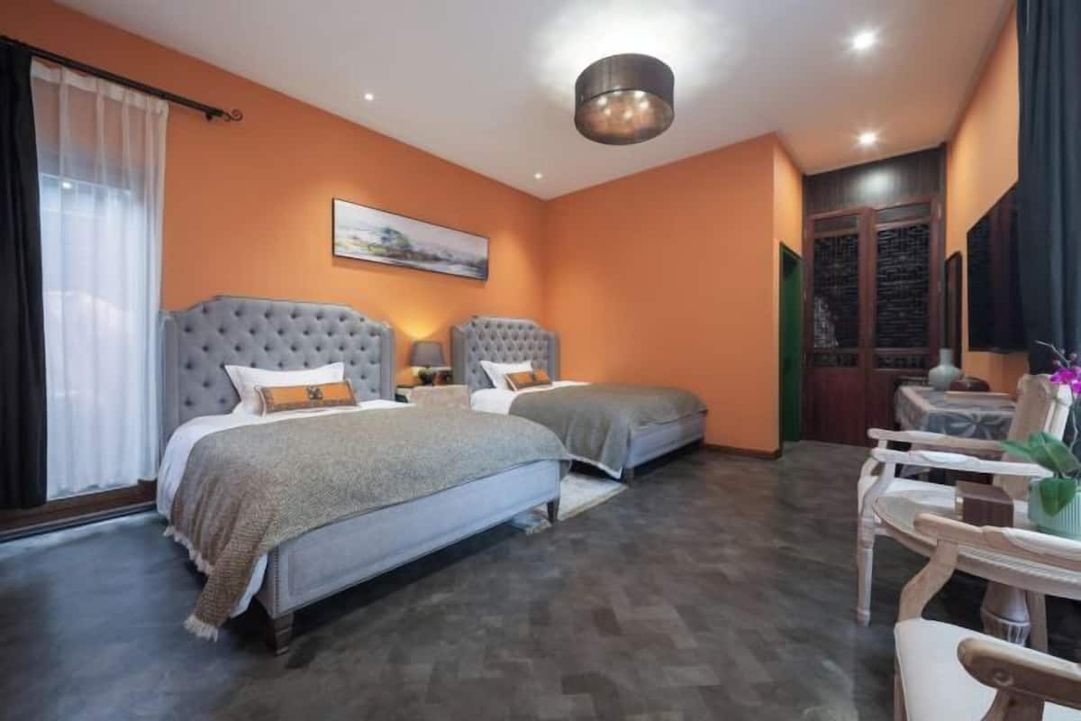 1 quarto, roupas de cama premium, edredons de pluma