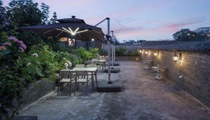 Terrace/patio - Hotel Cote Cour Beijing (Beijing)
