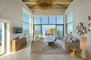 Smart TV, offices - Villa Anton by Cura Villas Collection (Chorafakia)