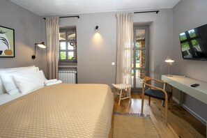 4 chambres, fer et planche Ă repasser, accĂšs au Wi-Fi (inclus)