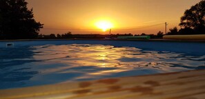 Outdoor pool - Monis Ruhiges Ferienhaus (Ménetreuil)