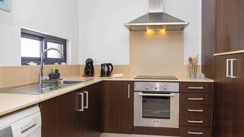 KylskÄp, mikrovÄgsugn, ugn och diskmaskin