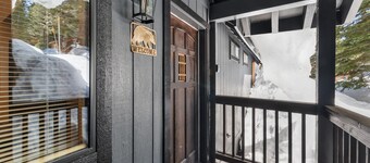 Near Northstar, Gas Fireplace, Garage, Forest Views! Pets OK