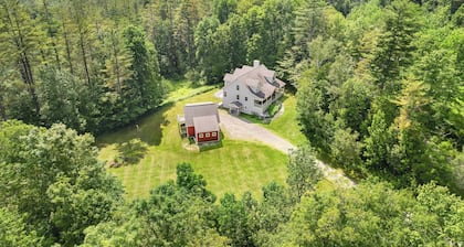 Serene 4-BR Retreat 11-min to Okemo
