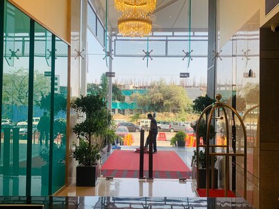 The Maple Hotel-Bhopal