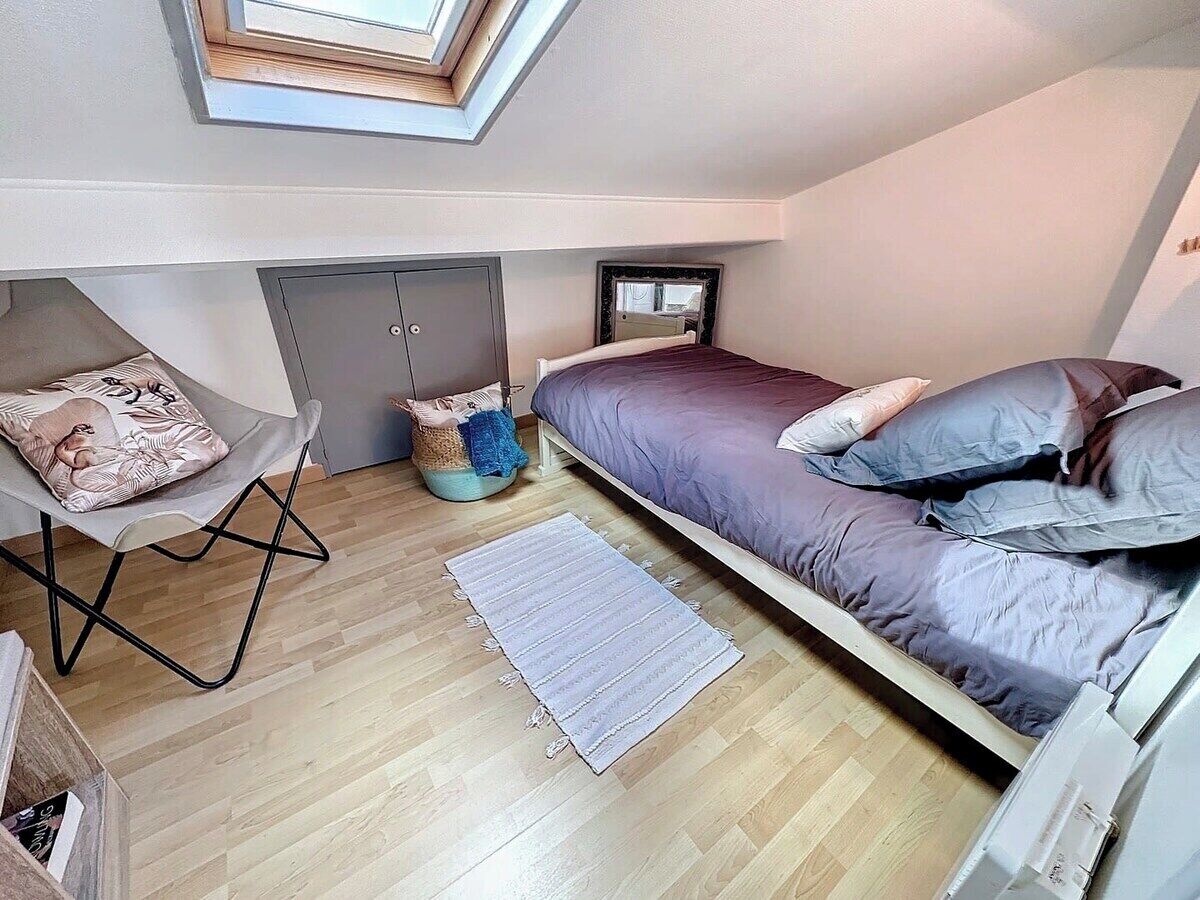 2 chambres, fer et planche à repasser, draps fournis