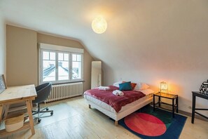 5 Schlafzimmer, Internetzugang, Bettwäsche
