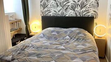 1 chambre, fer et planche Ă repasser, Wi-Fi, draps fournis