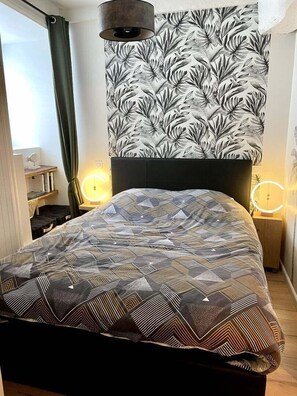 2 chambres, bureau, Wi-Fi, draps fournis
