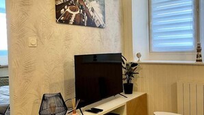 Uklassifisert bilde, 3 av 18, knapp