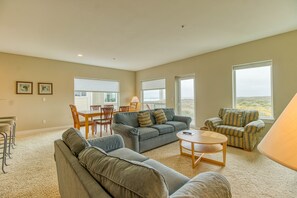 Smart TV, fireplace, DVD player, stereo - 1031 Sea you at the beach (Westport)