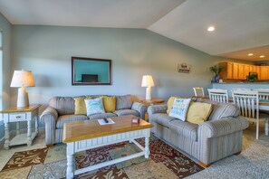 Smart-TV, Kamin, DVD-Player, Stereoanlage