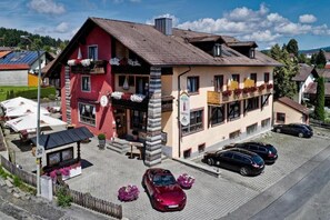 Esterni