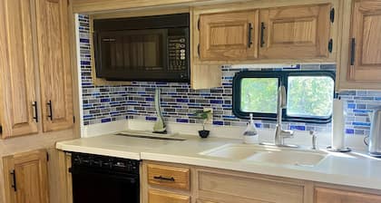 Cozy motorhome with loads of outdoor activities, farm animals and trails