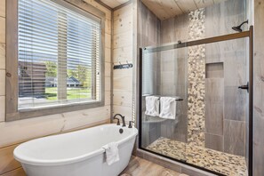 Cabane, 4 chambres | Salle de bain