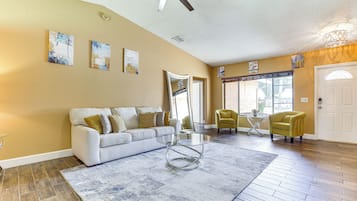House (5 Bedrooms) | Bahagian dalam