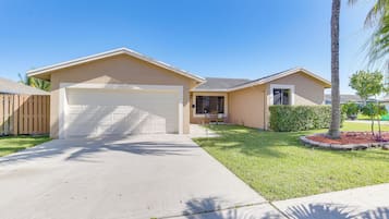 Rumah (5 Bedrooms) | Interior